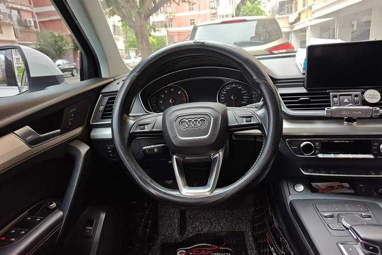 Used Audi Q5L 2020 40 TFSI Prestige Edition Steering Wheel