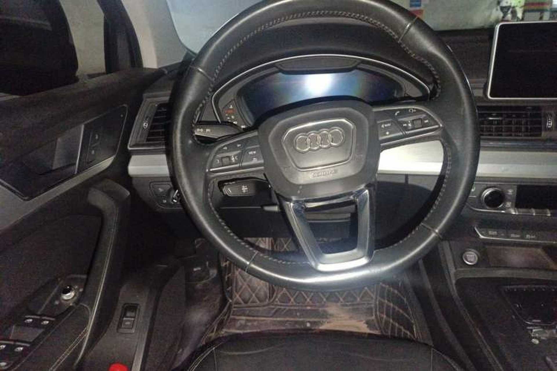 Used Audi Q5L 2020 Updated 40 TFSI Prestige Fashion Edition Steering Wheel