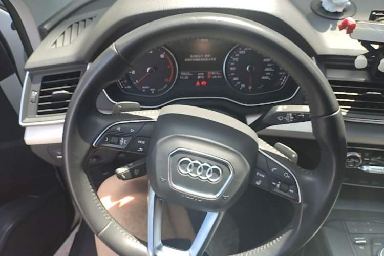Used Audi Q5L 2020 40 TFSI Prestige Edition Steering Wheel