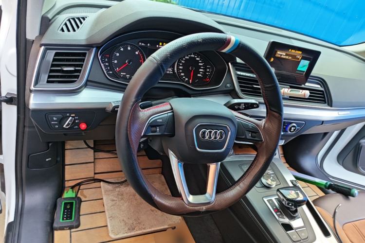 Used Audi Q5L 2020 40 TFSI Prestige Edition Steering Wheel