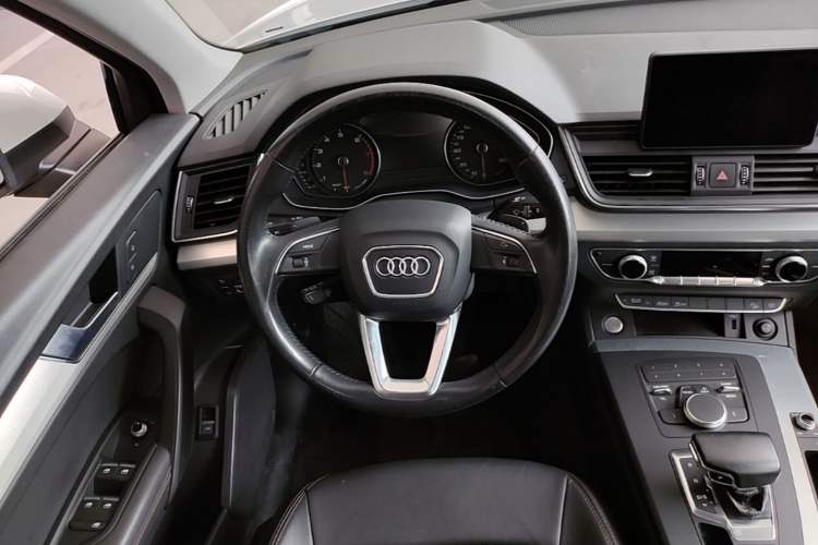 Used Audi Q5L 2020 Revised 40 TFSI Prestige Edition Steering Wheel