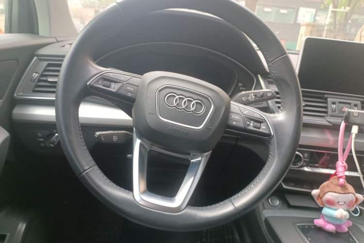 Used Audi Q5L 2020 40 TFSI Prestige Fashion Edition Steering Wheel