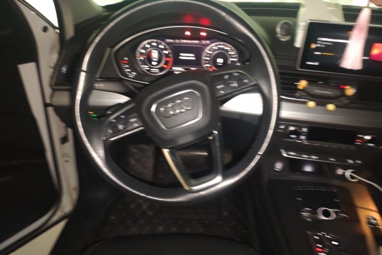 Used Audi Q5L 2020 40 TFSI Prestige Fashion Edition Steering Wheel