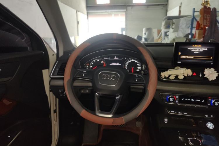 Used Audi Q5L 2020 40 TFSI Prestige Edition Steering Wheel