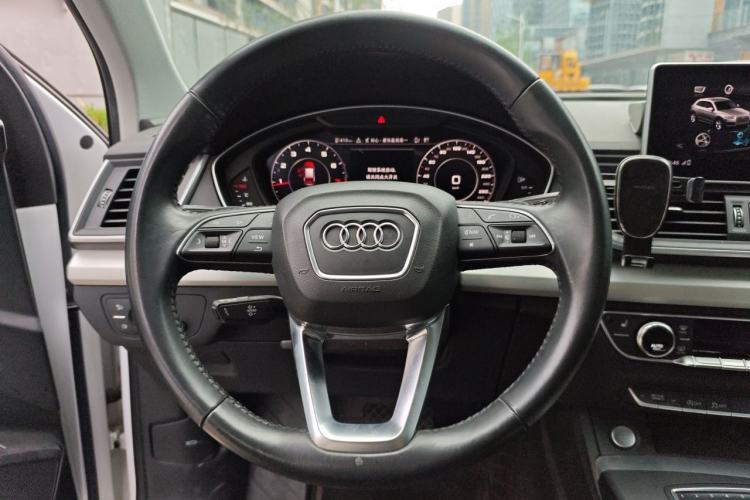 Used Audi Q5L 2020 Updated 40 TFSI Prestige Fashion Edition Steering Wheel