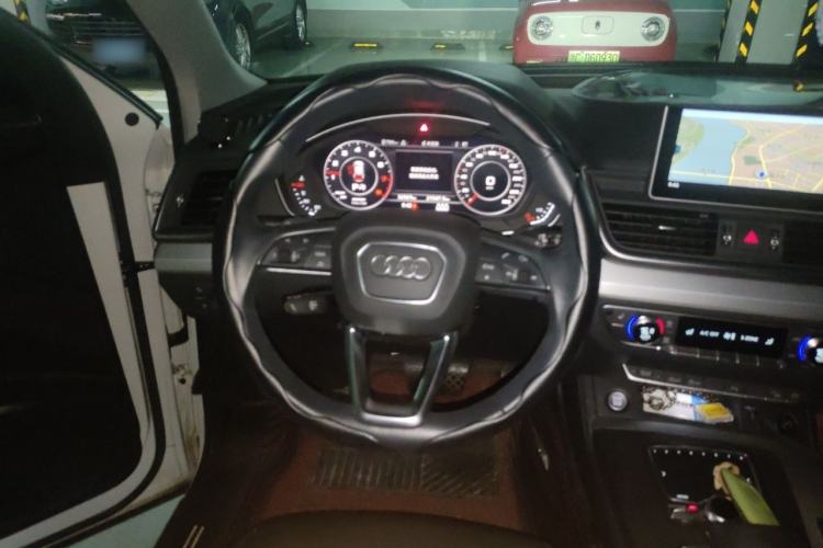 Used Audi Q5L 2020 40 TFSI Prestige Fashion Edition Steering Wheel
