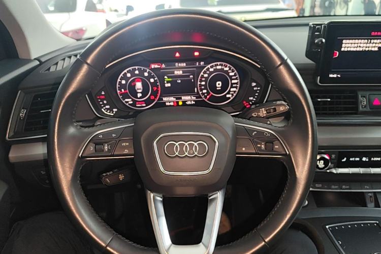 Used Audi Q5L 2020 Updated 40 TFSI Prestige Fashion Edition Steering Wheel