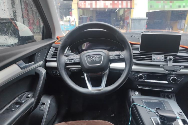 Used Audi Q5L 2020 Updated 40 TFSI Prestige Fashion Edition Steering Wheel