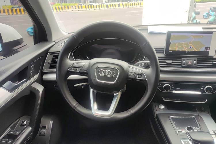 Used Audi Q5L 2020 40 TFSI Prestige Fashion Edition Steering Wheel