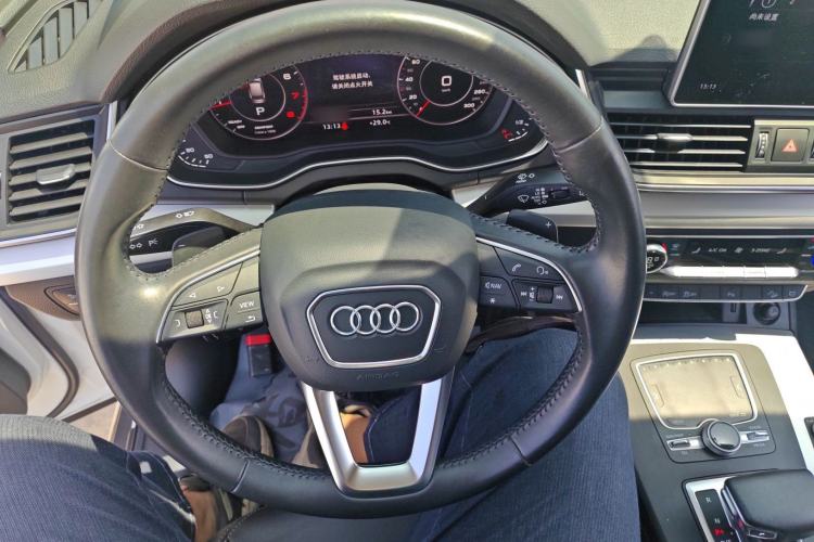 Used Audi Q5L 2020 Updated 40 TFSI Prestige Fashion Edition Steering Wheel