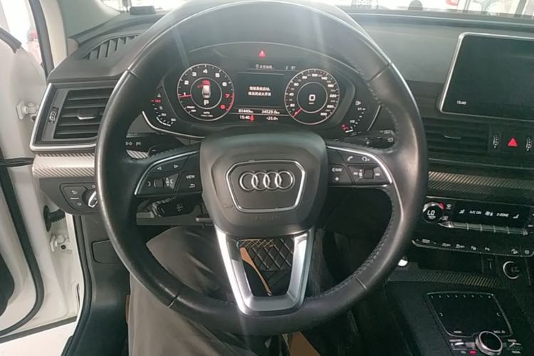 Used Audi Q5L 2020 45 TFSI Prestige Fashion Model Steering Wheel