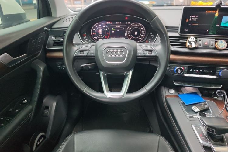 Used Audi Q5L 2020 40 TFSI Prestige Edition Steering Wheel