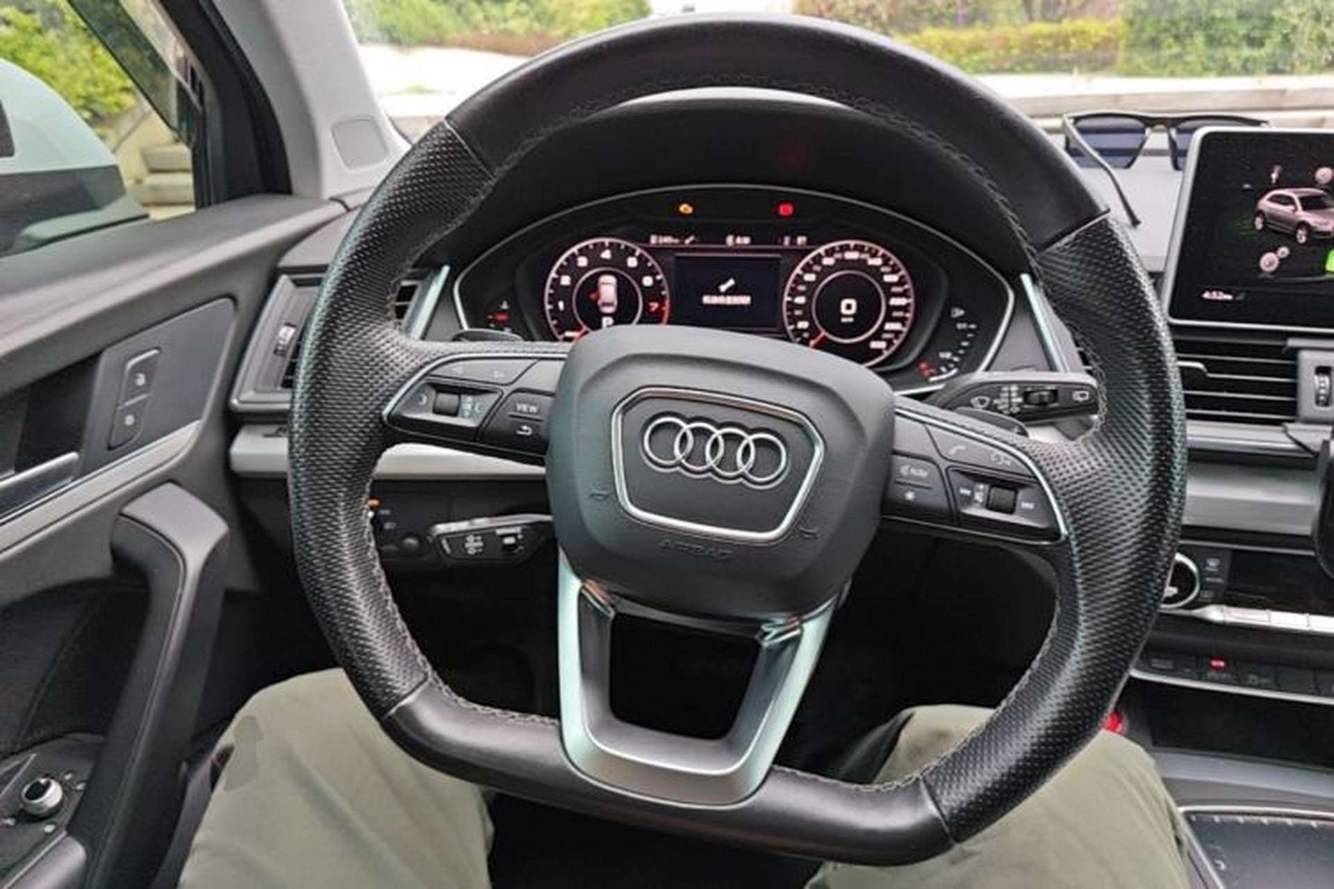 Used Audi Q5L 2020 Updated 40 TFSI Prestige Fashion Edition Steering Wheel