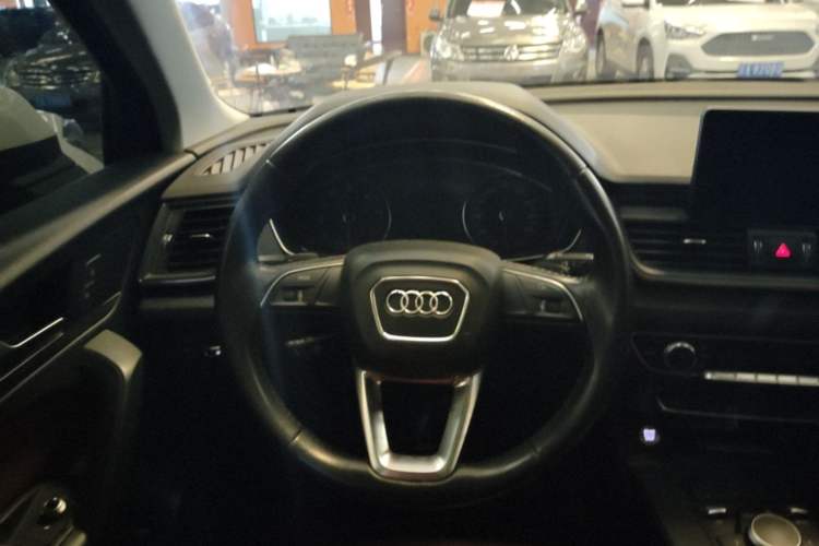 Used Audi Q5L 2020 40 TFSI Prestige Edition Steering Wheel