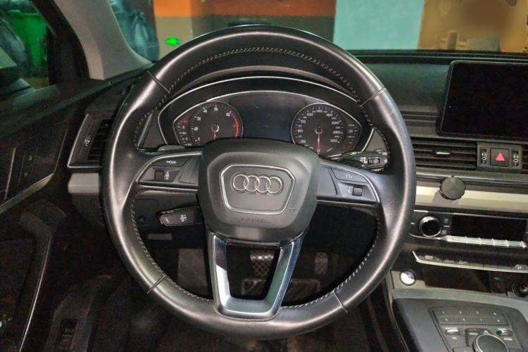 Used Audi Q5L 2020 40 TFSI Prestige Edition Steering Wheel