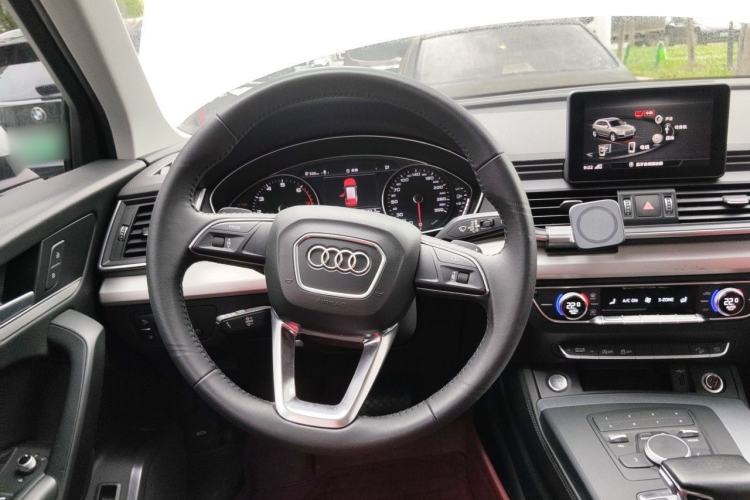 Used Audi Q5L 2020 40 TFSI Prestige Edition Steering Wheel