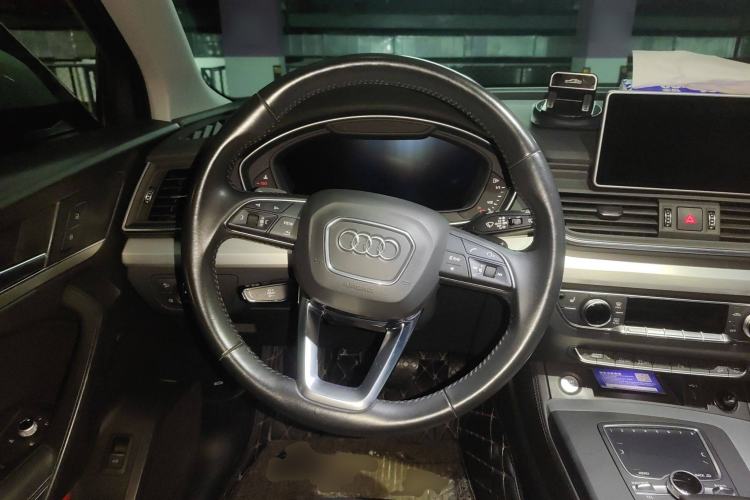Used Audi Q5L 2020 Updated 40 TFSI Prestige Fashion Edition Steering Wheel