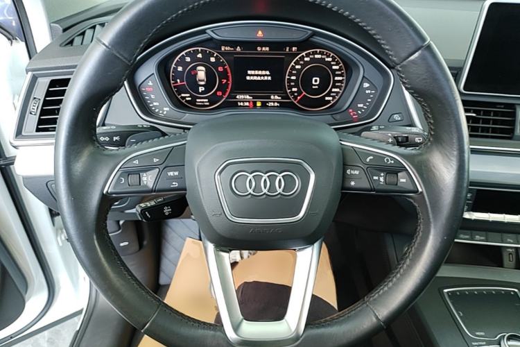 Used Audi Q5L 2020 40 TFSI Prestige Fashion Edition Steering Wheel