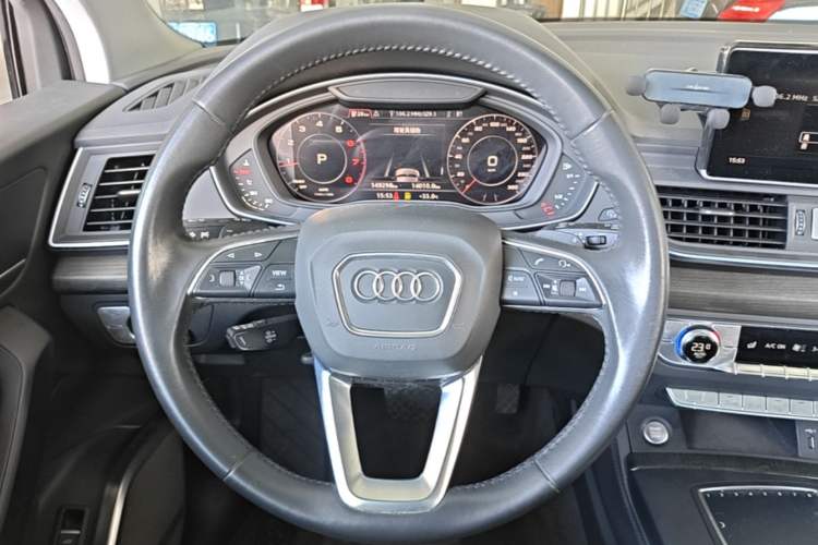 Used Audi Q5L 2020 40 TFSI Prestige Fashion Edition Steering Wheel