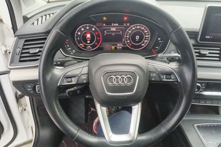 Used Audi Q5L 2020 40 TFSI Prestige Fashion Edition Steering Wheel