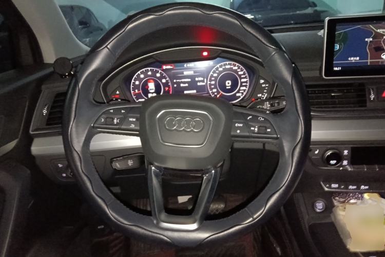 Used Audi Q5L 2020 40 TFSI Prestige Fashion Edition Steering Wheel