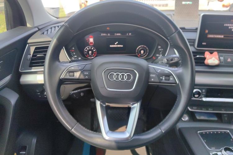 Used Audi Q5L 2020 Updated 40 TFSI Prestige Fashion Edition Steering Wheel
