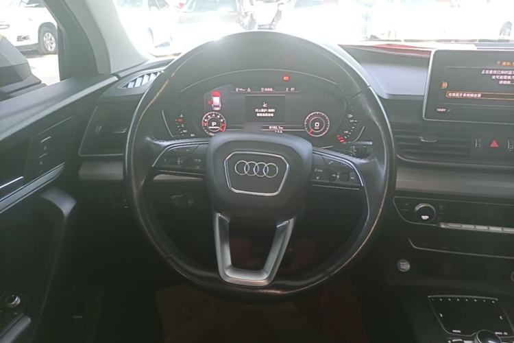 Used Audi Q5L 2020 Updated 40 TFSI Prestige Fashion Edition Steering Wheel