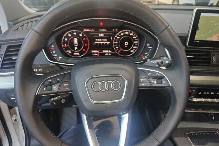 Used Audi Q5L 2020 40 TFSI Prestige Fashion Edition Steering Wheel