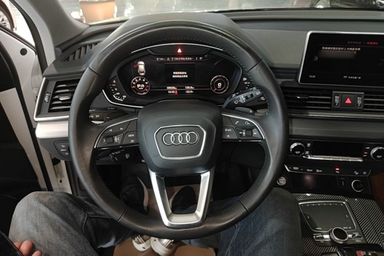 Used Audi Q5L 2020 Updated 40 TFSI Prestige Fashion Edition Steering Wheel