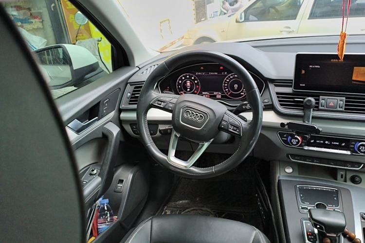 Used Audi Q5L 2020 40 TFSI Prestige Fashion Edition Steering Wheel