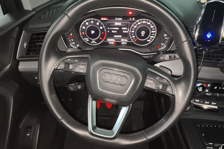 Used Audi Q5L 2020 Updated 40 TFSI Prestige Fashion Edition Steering Wheel