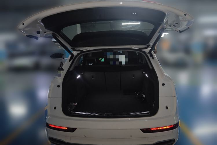 Used Audi Q5L 2020 Updated 40 TFSI Prestige Fashion Edition Trunk