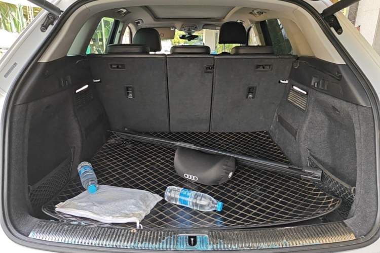 Used Audi Q5L 2020 Updated 40 TFSI Prestige Fashion Edition Trunk