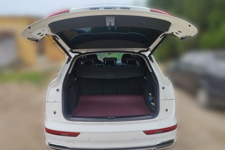 Used Audi Q5L 2020 45 TFSI Prestige Fashion Model Trunk
