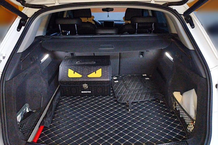 Used Audi Q5L 2020 Updated 40 TFSI Prestige Fashion Edition Trunk