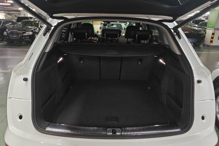 Used Audi Q5L 2020 45 TFSI Prestige Elegant Edition Trunk