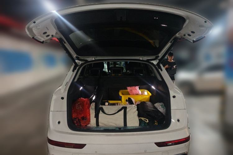 Used Audi Q5L 2020 45 TFSI Prestige Fashion Model Trunk