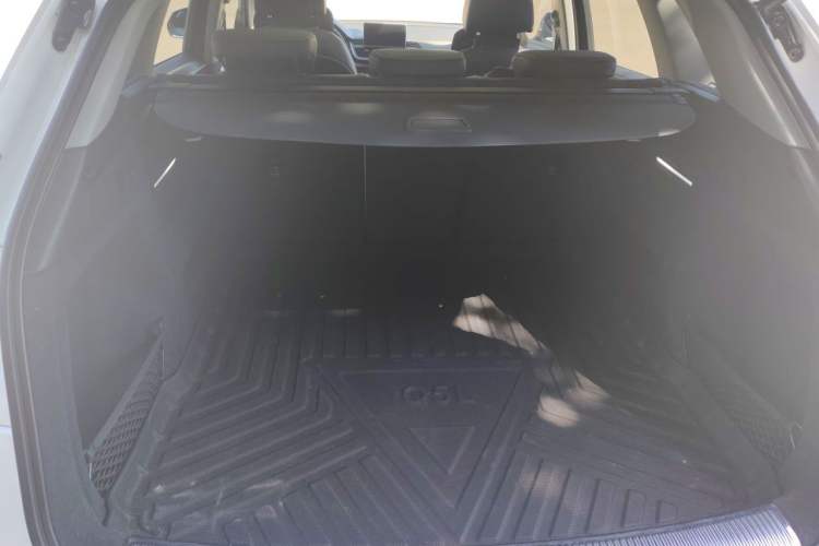 Used Audi Q5L 2020 45 TFSI Prestige Fashion Model Trunk