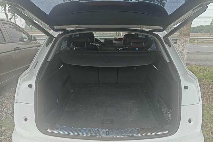 Used Audi Q5L 2020 40 TFSI Prestige Fashion Edition Trunk
