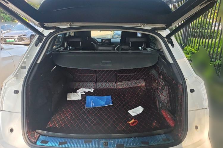 Used Audi Q5L 2020 Updated 40 TFSI Prestige Fashion Edition Trunk