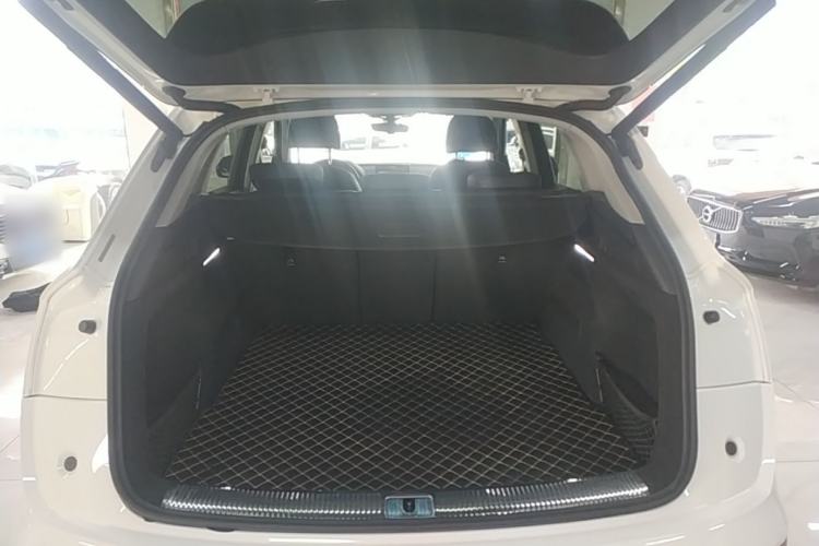 Used Audi Q5L 2020 45 TFSI Prestige Fashion Model Trunk