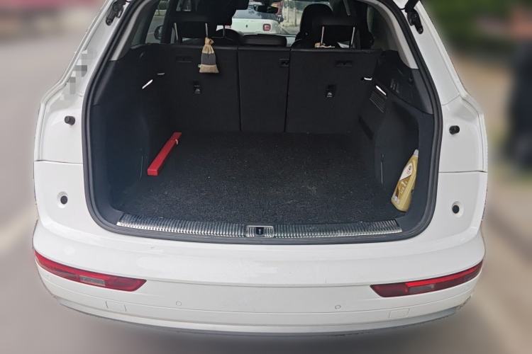 Used Audi Q5L 2020 Revised 40 TFSI Prestige Edition Trunk