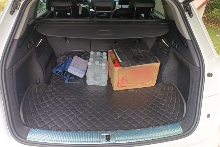 Used Audi Q5L 2020 Updated 40 TFSI Prestige Fashion Edition Trunk