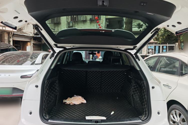 Used Audi Q5L 2020 Updated 40 TFSI Prestige Fashion Edition Trunk
