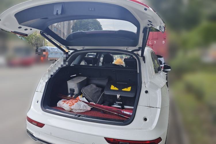 Used Audi Q5L 2020 Updated 40 TFSI Prestige Fashion Edition Trunk