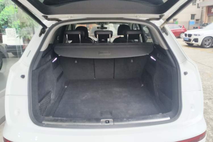 Used Audi Q5L 2020 40 TFSI Prestige Fashion Edition Trunk