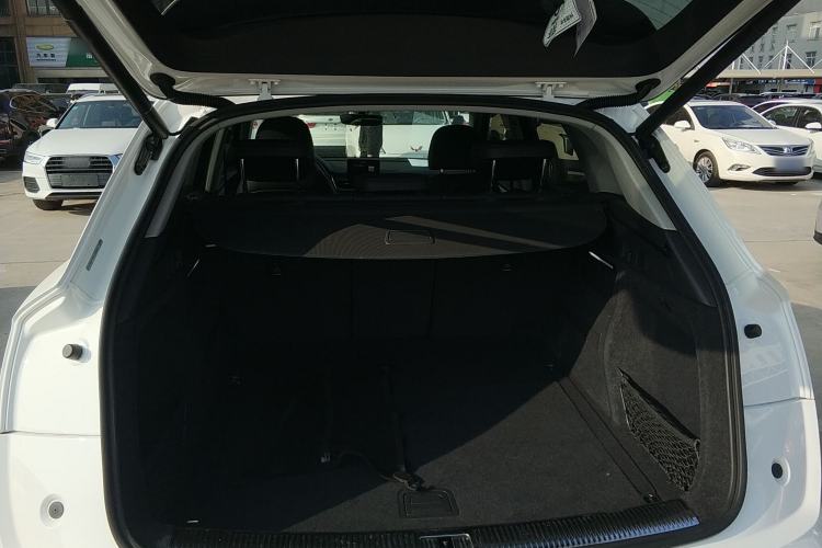 Used Audi Q5L 2020 Revised 40 TFSI Prestige Edition Trunk