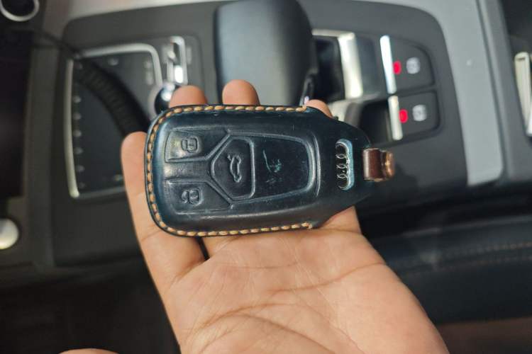 Used Audi Q5L 2020 40 TFSI Prestige Fashion Edition Vehicle Key