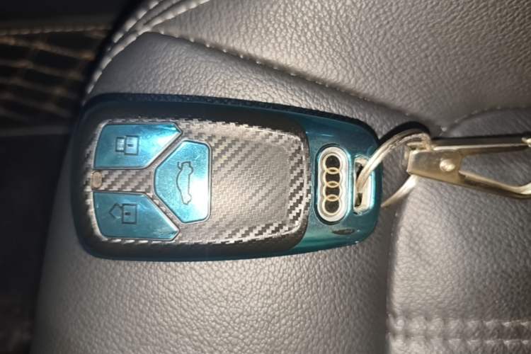 Used Audi Q5L 2020 Updated 40 TFSI Prestige Fashion Edition Vehicle Key