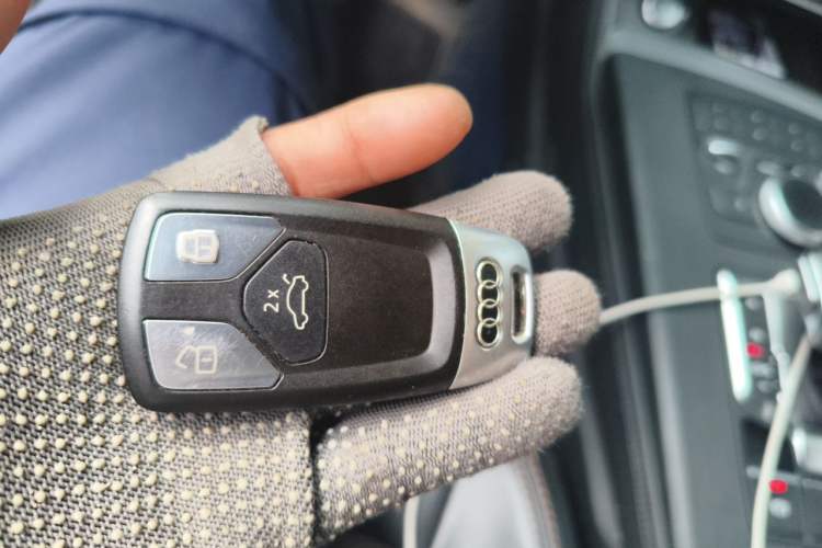 Used Audi Q5L 2020 Revised 40 TFSI Prestige Edition Vehicle Key